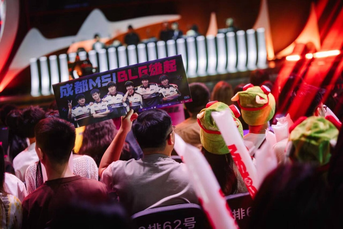 Valve正在积极改善反作弊系统，Counter-Strike 2： VACnet 3.0 - Gabe Follower