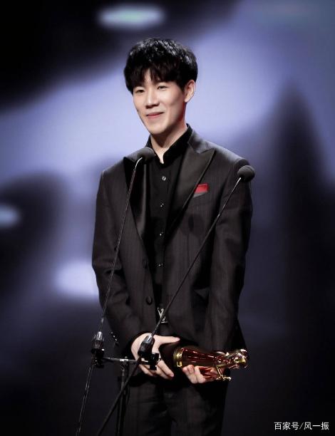 Aleksib ： “我们的目标是进入季后赛并再次击败顶级队伍”