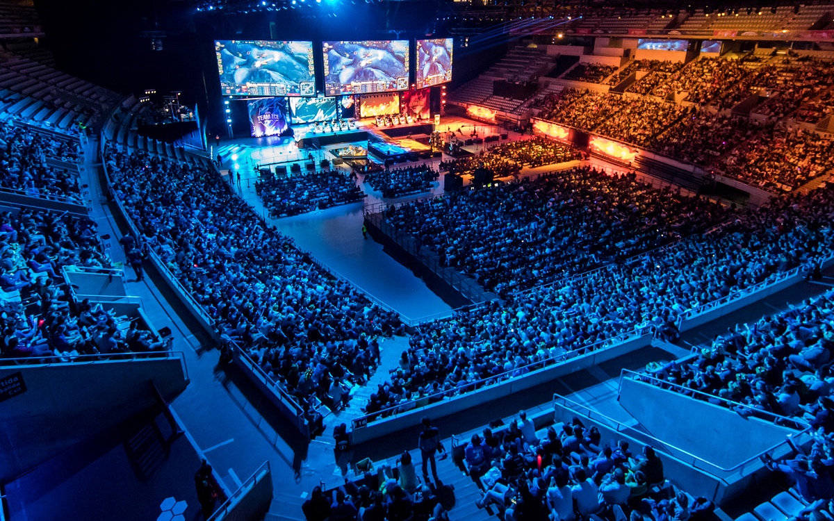 Team WE 教练：像今天这样对线都对不了的话就很难赢